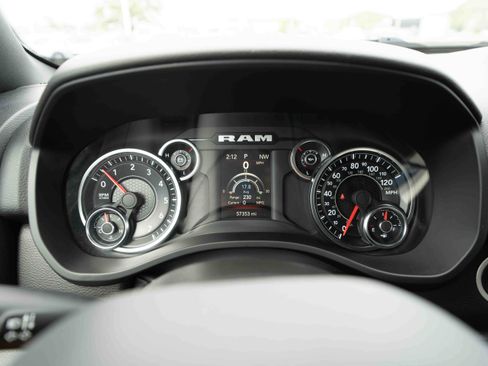 Used 2023 RAM 1500 Big Horn AWD/4WD image 15