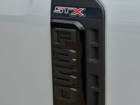 Used 2025 Ford F350 XL w/ STX Appearance Package AWD/4WD image 11