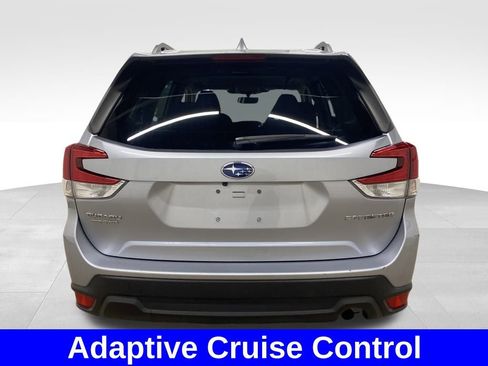Certified 2022 Subaru Forester Premium image 5