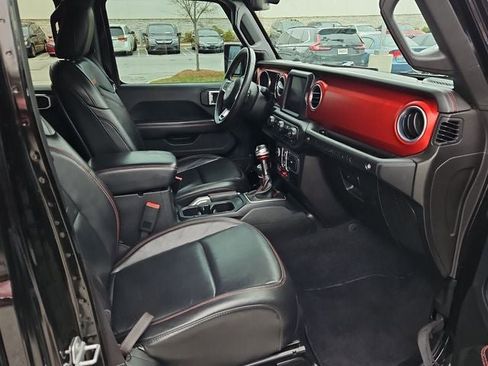 Used 2018 Jeep Wrangler Unlimited Rubicon image 14