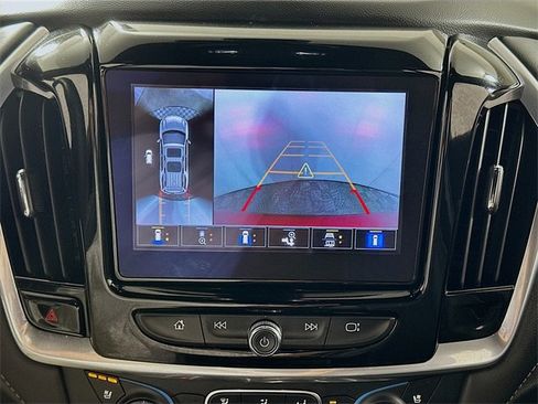 Used 2022 Chevrolet Traverse Premier w/ Redline Edition image 18