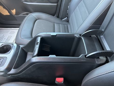 Used 2022 GMC Canyon AT4 image 20