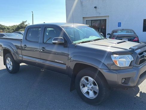 Used 2015 Toyota Tacoma 4x4 Double Cab w/ TRD Sport Package image 22