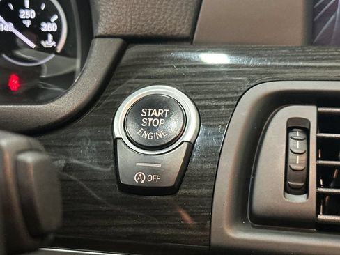 Used 2013 BMW 535i Sedan RWD image 25
