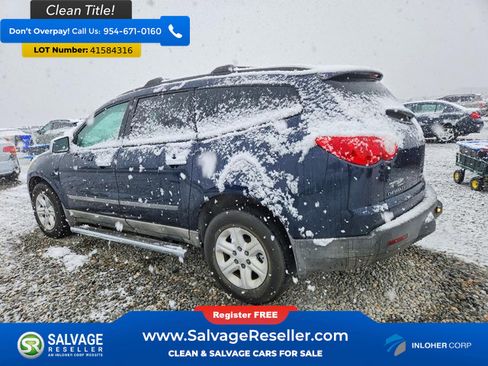 Used 2009 Chevrolet Traverse LS image 3