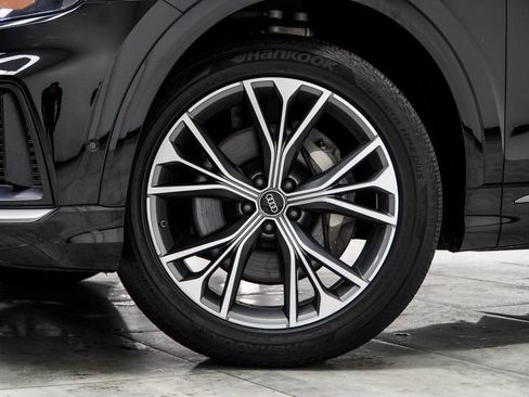 Used 2023 Audi Q8 Premium Plus AWD/4WD image 6