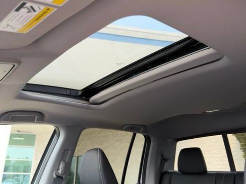 New 2026 Honda Ridgeline RTL image 17