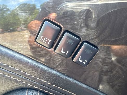 Used 2023 Nissan Armada Platinum w/ Captain's Chairs Package image 29