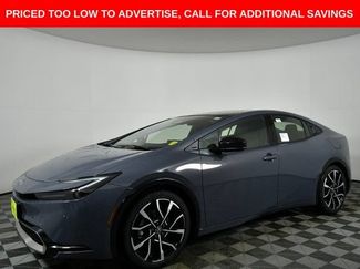 New 2026 Toyota Prius Plug-In Hybrid FWD video 1