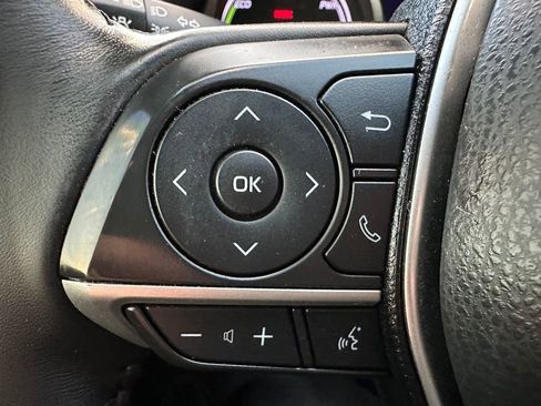 Certified 2022 Toyota Camry XLE image 22