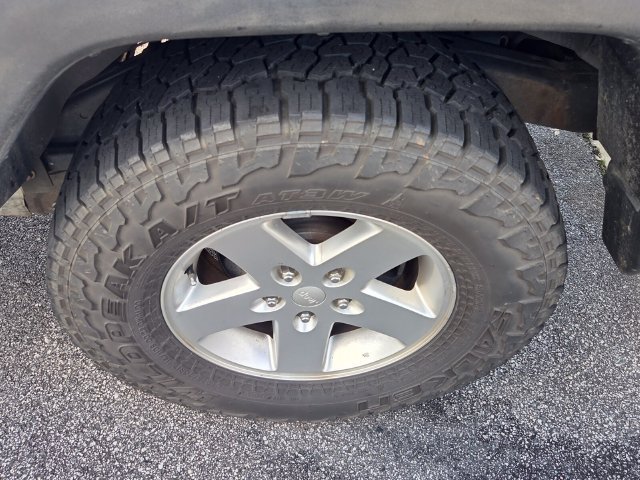 Used 2012 Jeep Wrangler Sport AWD/4WD image 4