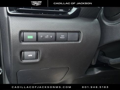 Used 2025 Nissan Sentra SV FWD image 19