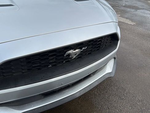 Used 2018 Ford Mustang Premium RWD image 23