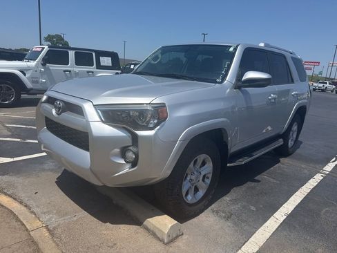 Used 2016 Toyota 4Runner Limited RWD image 1