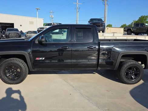 Used 2019 Chevrolet Silverado 1500 LT w/ All Star Edition AWD/4WD image 2