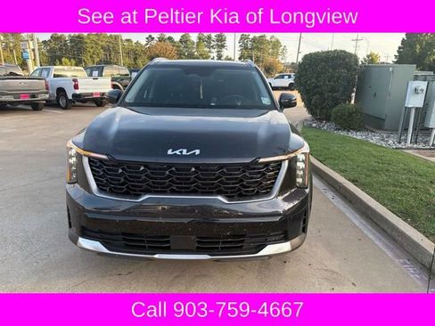 Used 2025 Kia Sorento S w/ Panoramic Sunroof Package FWD image 3