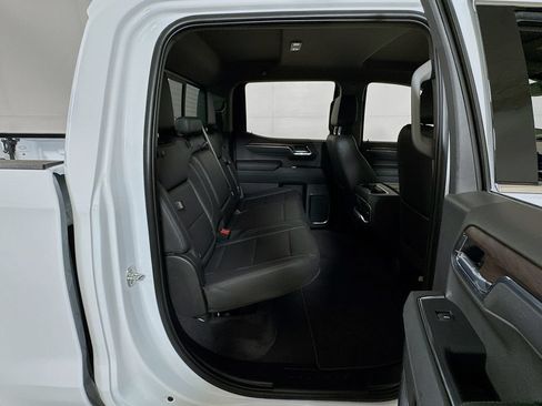 Certified 2025 GMC Sierra 1500 SLT AWD/4WD image 26