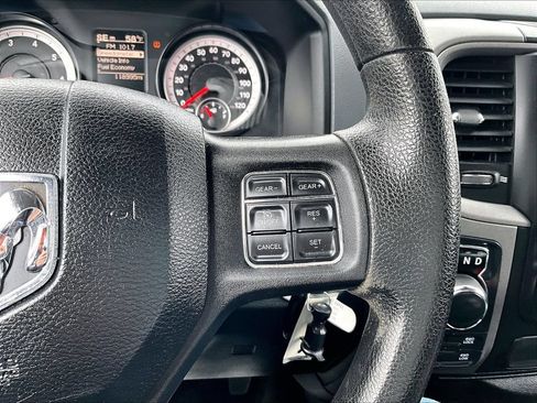 Used 2015 RAM 1500 Express AWD/4WD image 21