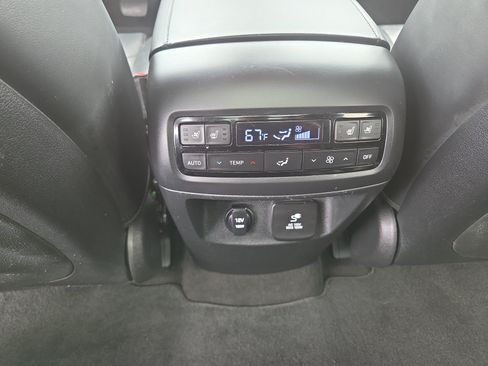 Used 2021 Hyundai Palisade Limited w/ Cargo Package AWD/4WD image 20