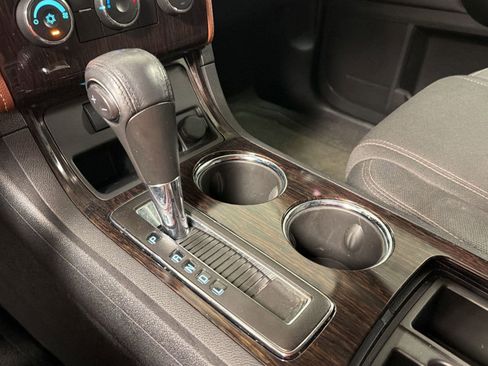 Used 2015 Chevrolet Traverse LT FWD image 17