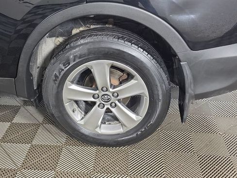 Used 2015 Toyota RAV4 XLE AWD/4WD image 17