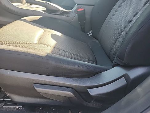 Used 2023 Subaru Crosstrek 2.0i image 13