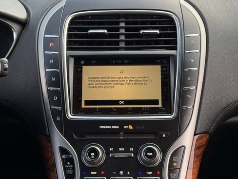 Used 2019 Lincoln Nautilus Reserve image 17