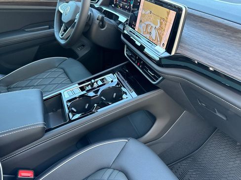 New 2026 Volkswagen Atlas SEL Premium R-Line AWD/4WD image 16
