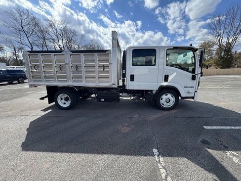 New 2025 Isuzu NPR RWD image 4