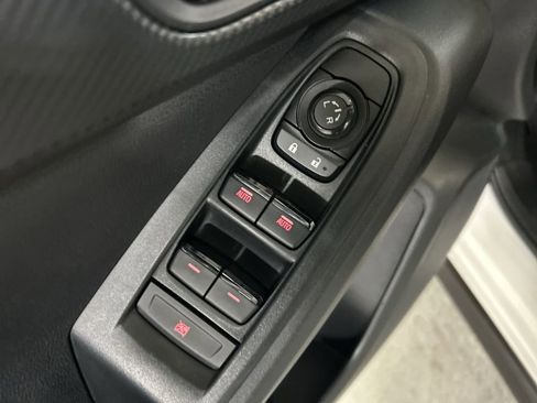 Certified 2024 Subaru Crosstrek 2.0i Premium image 16