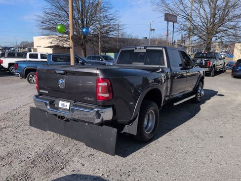Certified 2019 RAM 3500 Laramie image 8