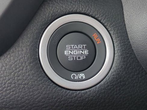 New 2026 RAM 1500 4x4 Crew Cab image 29