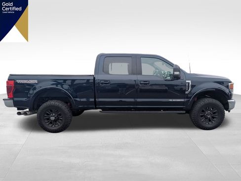 Certified 2022 Ford F250 Lariat w/ Tremor Off-Road Package image 4