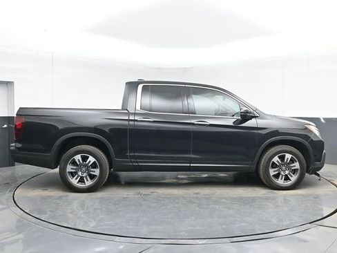 Used 2017 Honda Ridgeline RTL-E image 11
