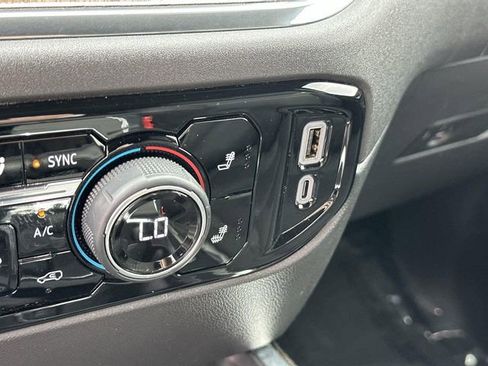 Used 2024 Chevrolet Silverado 1500 LT Trail Boss w/ LT Trail Boss Premium Package image 37