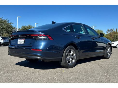 Used 2024 Honda Accord EX image 6