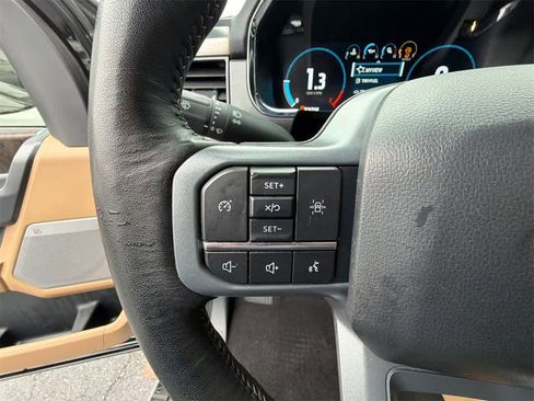 Used 2023 Ford F150 Lariat w/ Trailer Tow Package image 22