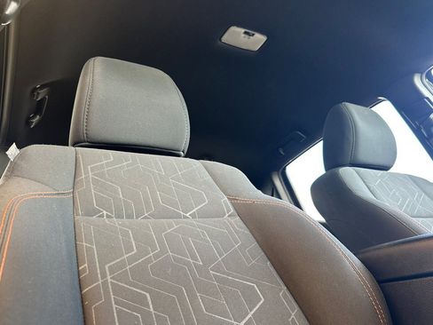 Certified 2018 Toyota Tacoma TRD Sport w/ Technology Package image 19