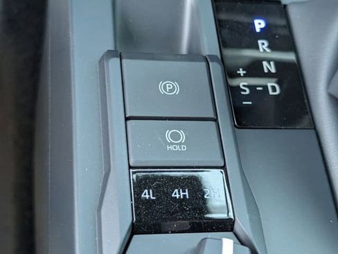 New 2026 Toyota Tacoma SR5 AWD/4WD image 17
