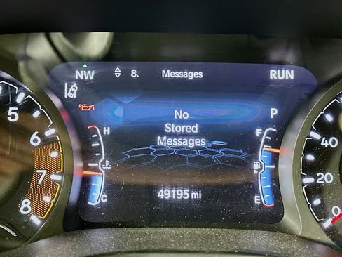 Used 2024 Jeep Compass Latitude image 18