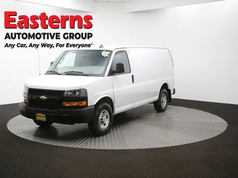 Used 2021 Chevrolet Express 2500 w/ Driver Convenience Package RWD image 52