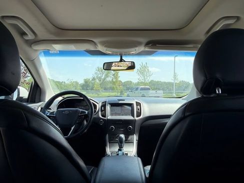 Used 2017 Ford Edge SEL w/ Canadian Touring Package FWD image 17