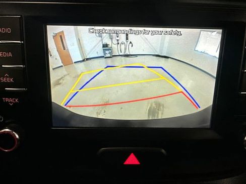 Used 2021 Kia Soul S image 17