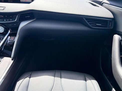Used 2025 Acura TLX w/ Technology Package FWD image 17