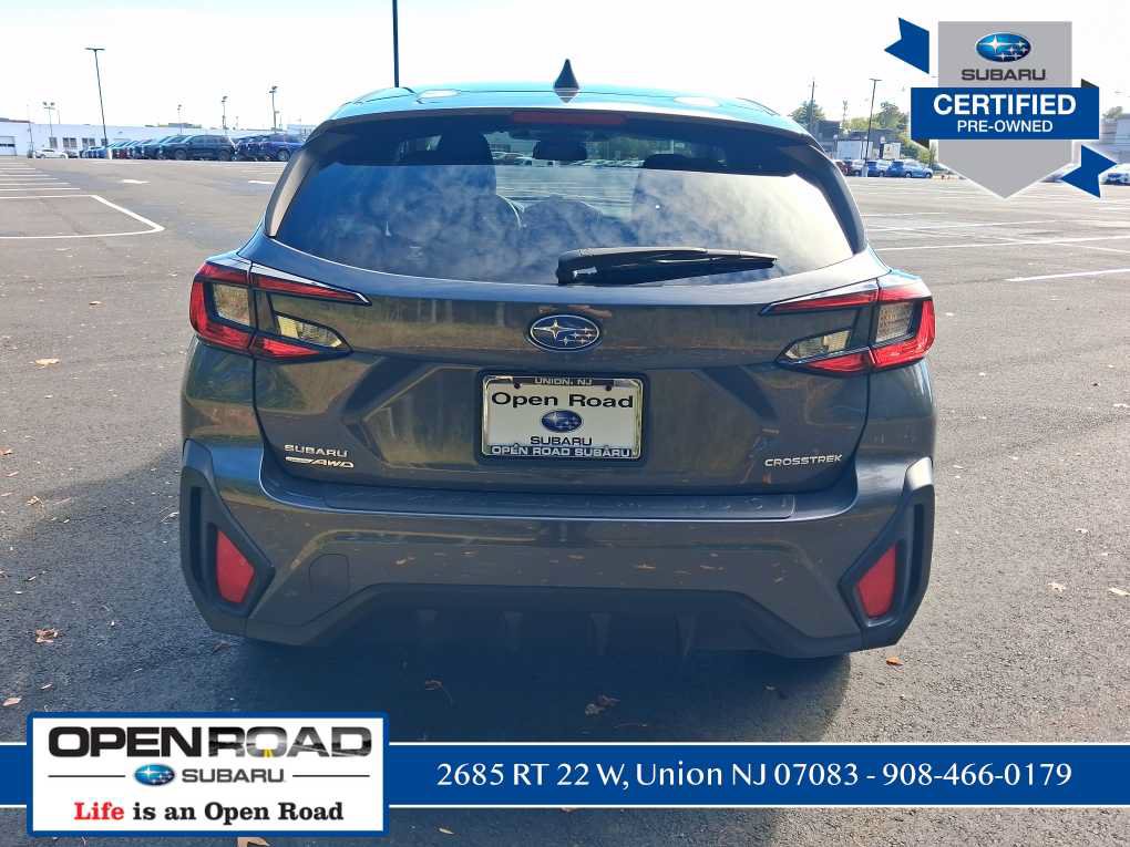 Used 2024 Subaru Crosstrek 2.0i AWD/4WD image 4