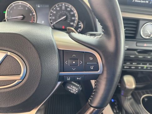 Used 2022 Lexus RX 350L Luxury image 34