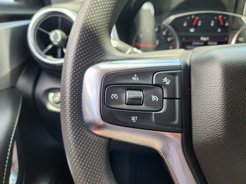 Used 2024 Chevrolet Blazer LT w/ Convenience Package FWD image 30