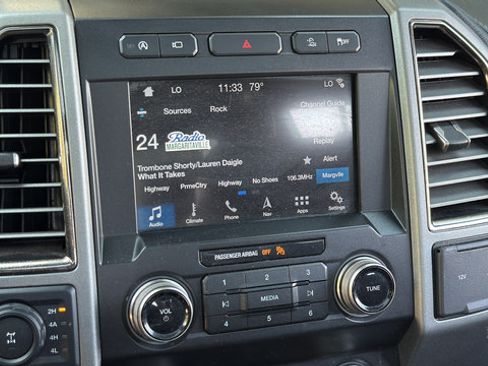 Used 2019 Ford F150 Raptor w/ Equipment Group 802A Luxury AWD/4WD image 21