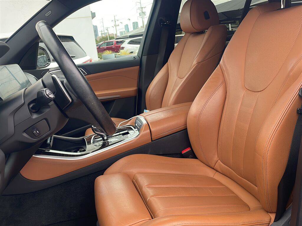 Used 2021 BMW X5 sDrive40i w/ Convenience Package RWD image 3