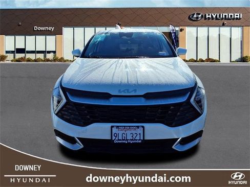 Used 2024 Kia Sportage LX image 2